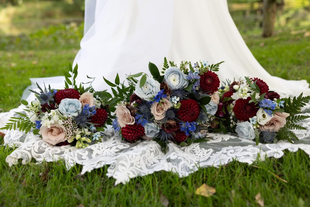 G&T Backyard Wedding Flowers Mapleton Acres16