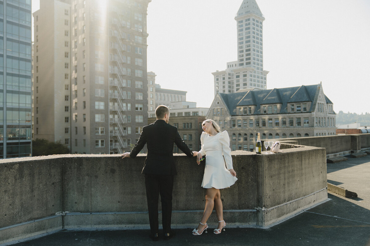 Sara-Canon-Elopement-Downtown-Seattle-WA-Amy-Law-Photography-62