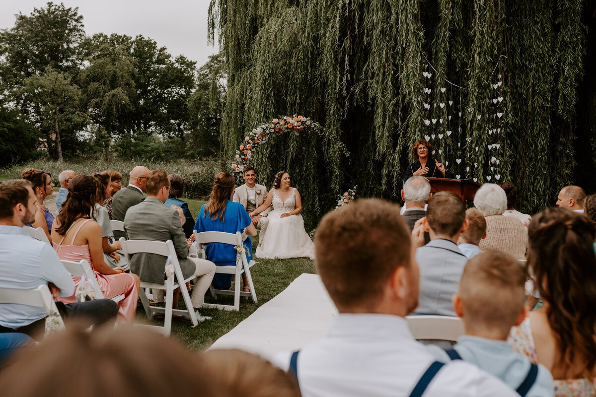 Trouwfotograaf in Zeeland. De leukste trouwlocaties in Zeeland vind je in deze blog. Door everatilroefotografie, trouwfotograaf in Middelburg,Zeeland