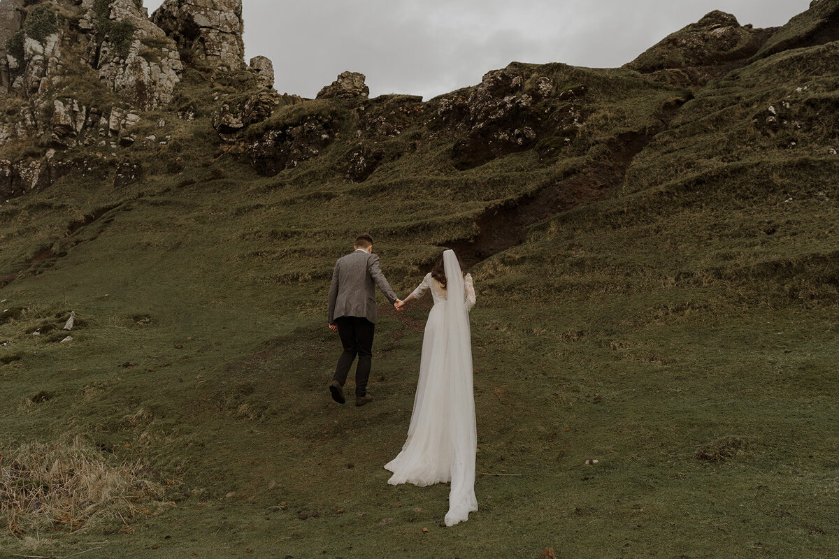 Scotland-Isle-of-Skye-Fairy-Glen-Elopement-Photographer-OneofTheseDaysPhotography-J&P-102