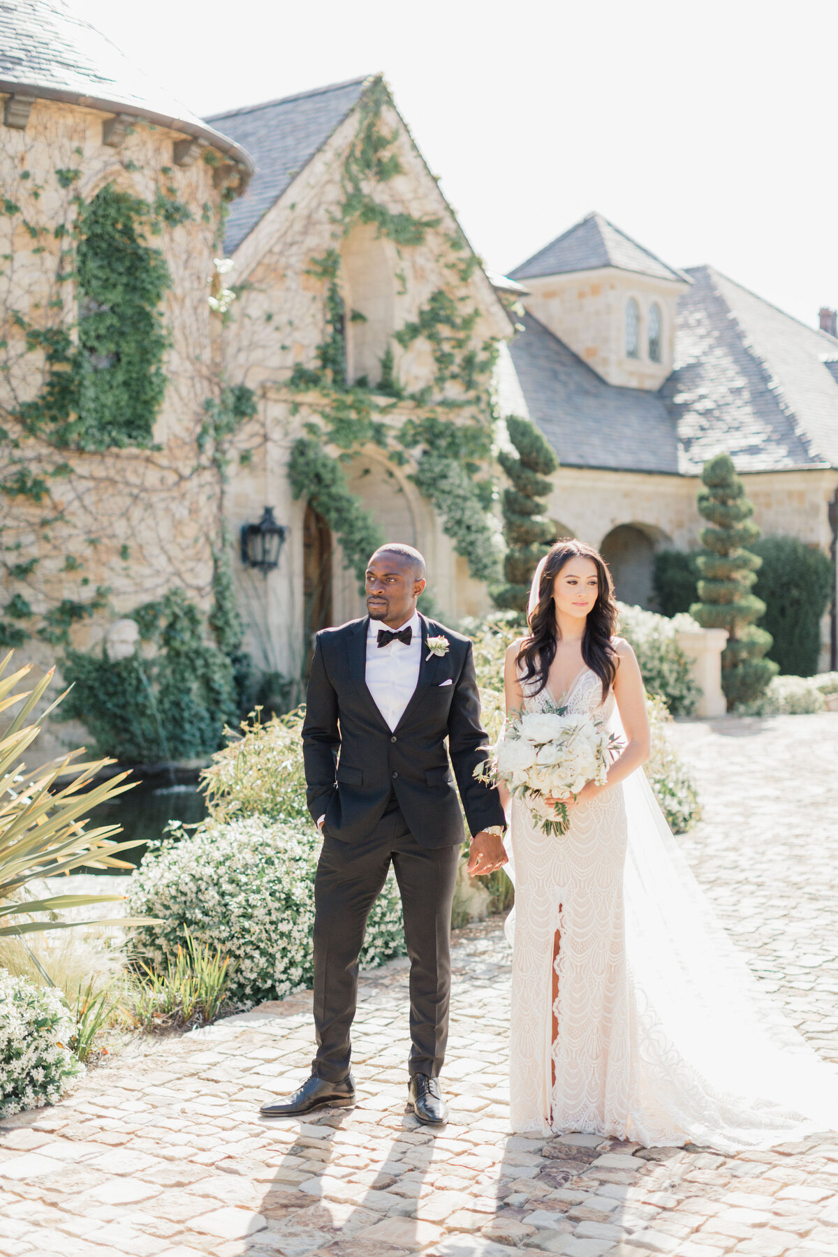 498_Ekpre_Olomu_Hidden_Castle_Estate_Wedding_Rancho_Santa_Fe_California_Devon_Donnahoo_Photography