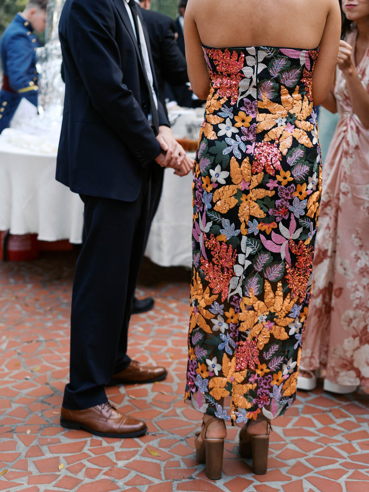 CocktailHourFlowers-SamanthaJeanBecker-058