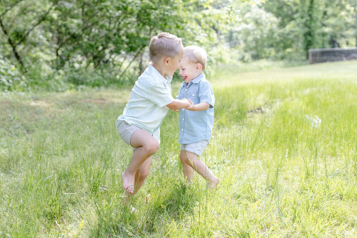 Greenville-SC-Family-Spring-Mini-Session-Magnolia-and-Grace-Photography-Co-MeganP66