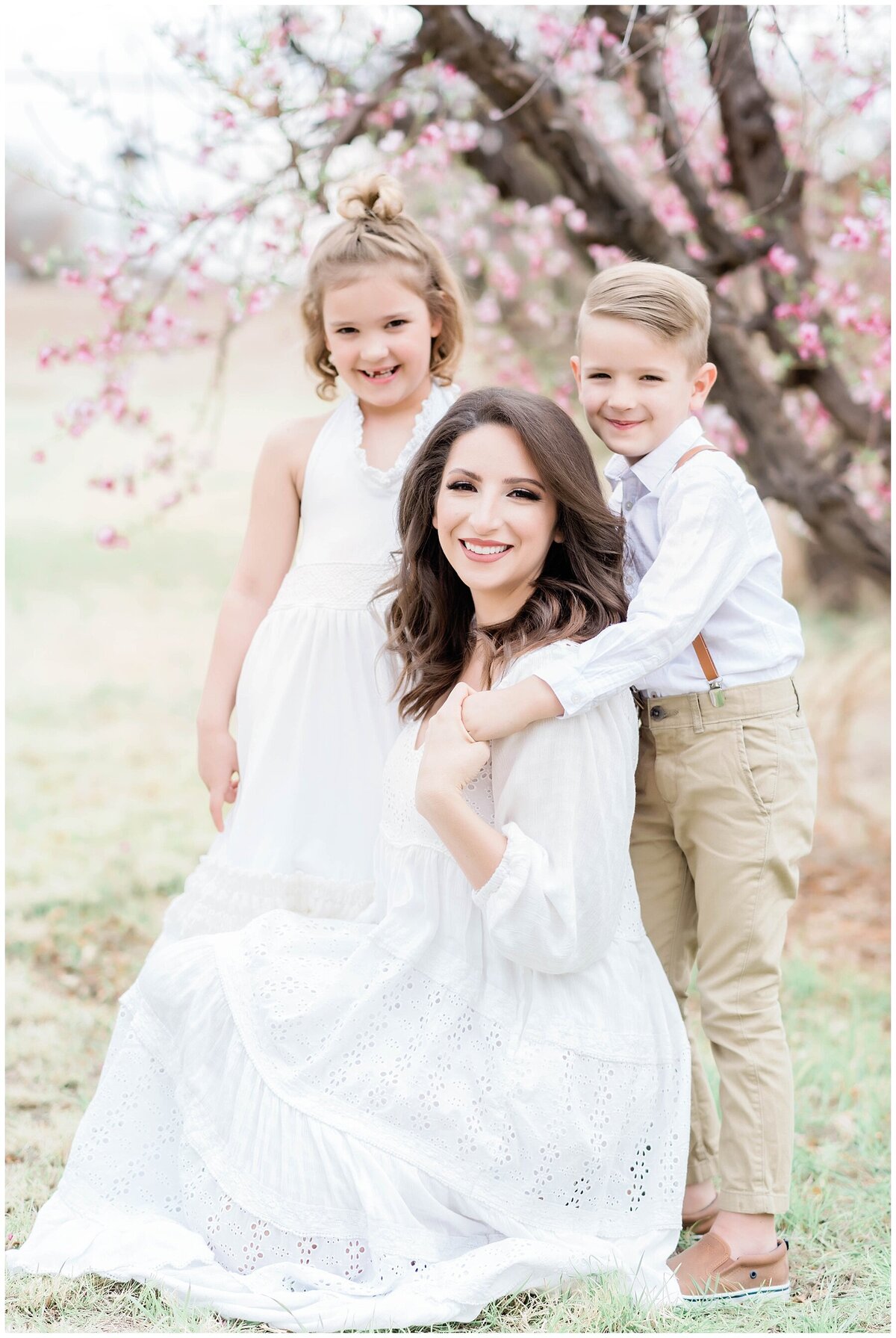 Capello's-Mommy-and-Me-Session-Schnepf-Farms-Arizona-Ashley-Flug-Photography04