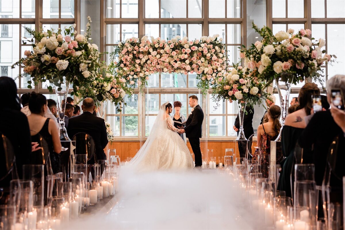 Grand-Luxury-Fairmont-Olympic-Wedding-Flora-Nova-Design-Seattle-00069