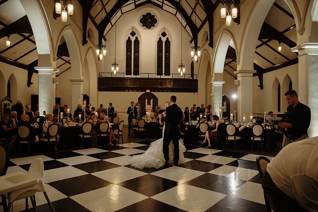 Katie + Keith_Preview_216_1709