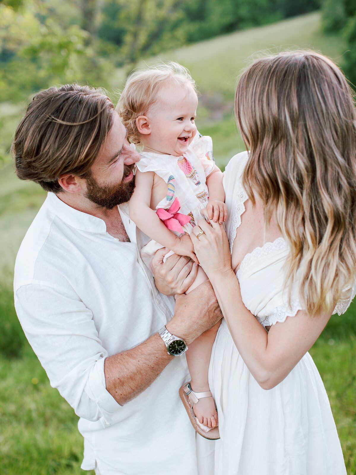 spring-outdoor-lifestyle-family-photos-charlottesville-va-amy-nicole-photography-0052
