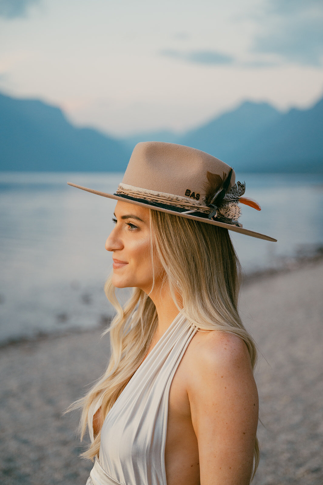 vintage-hollywood-glacier-national-park-elopement-presley-gray-photo1495