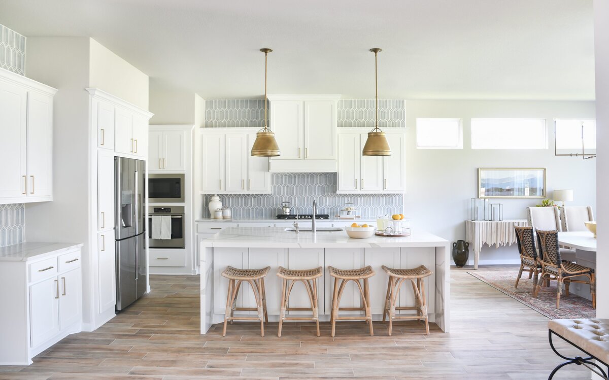 sleek-white-kitchen-waterfall-counter-interior-design-georgetown-texas-6-min
