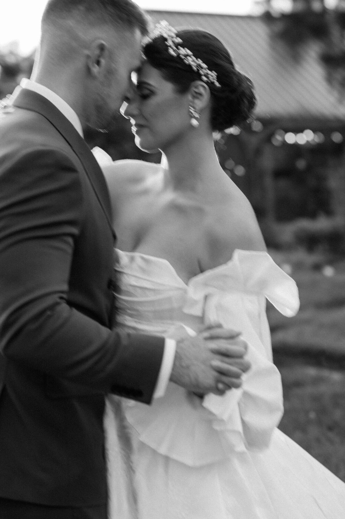 515-Langdon-Hall-Cambridge-Ontario-Canada-Serena-Vince-Wedding-35