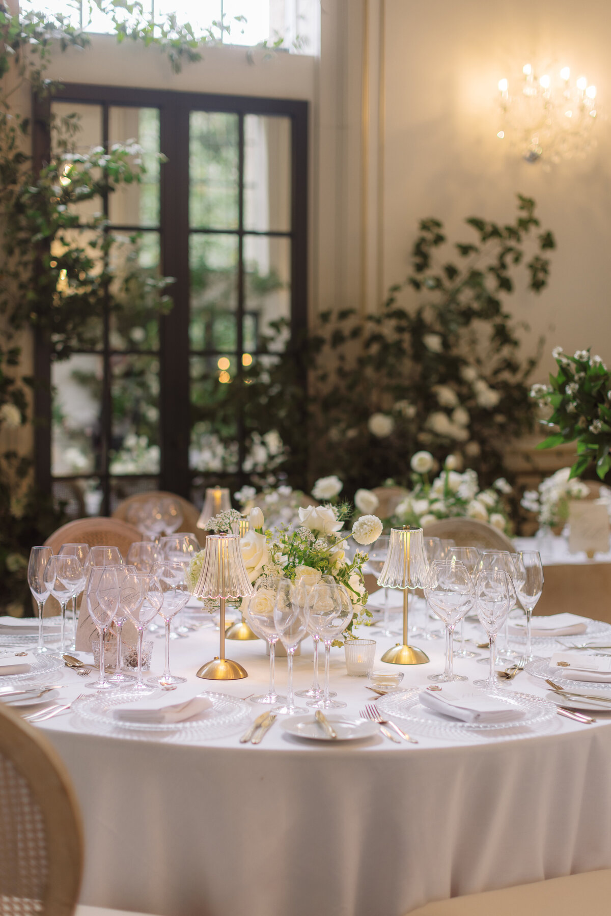 Luxury wedding florist Cotswolds