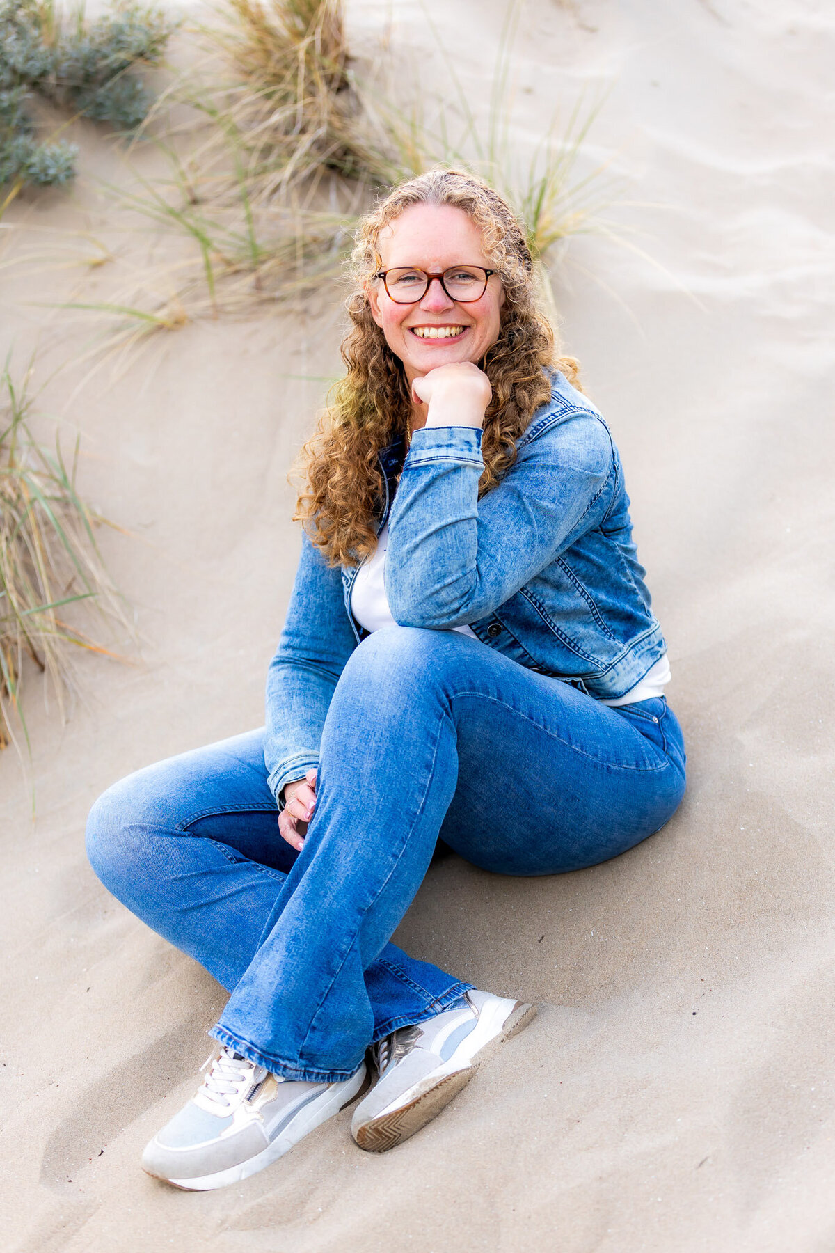 branding-buitenshoot-fotoshoot-brandingfoto-vrouw-strand-Rockanje-fotograaf-hellevoetsluis-_658