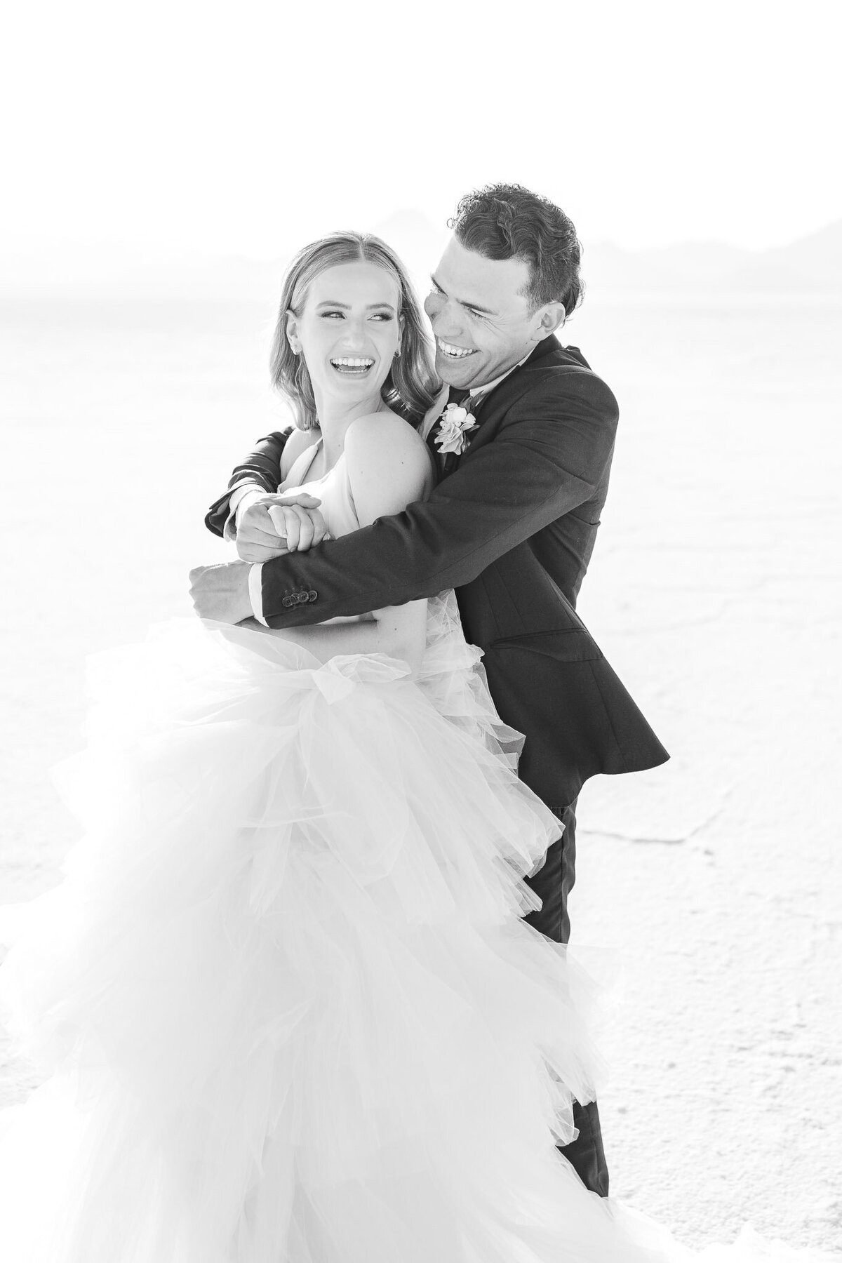 tiffani-willie-utah-salt-flats-elopement-0028
