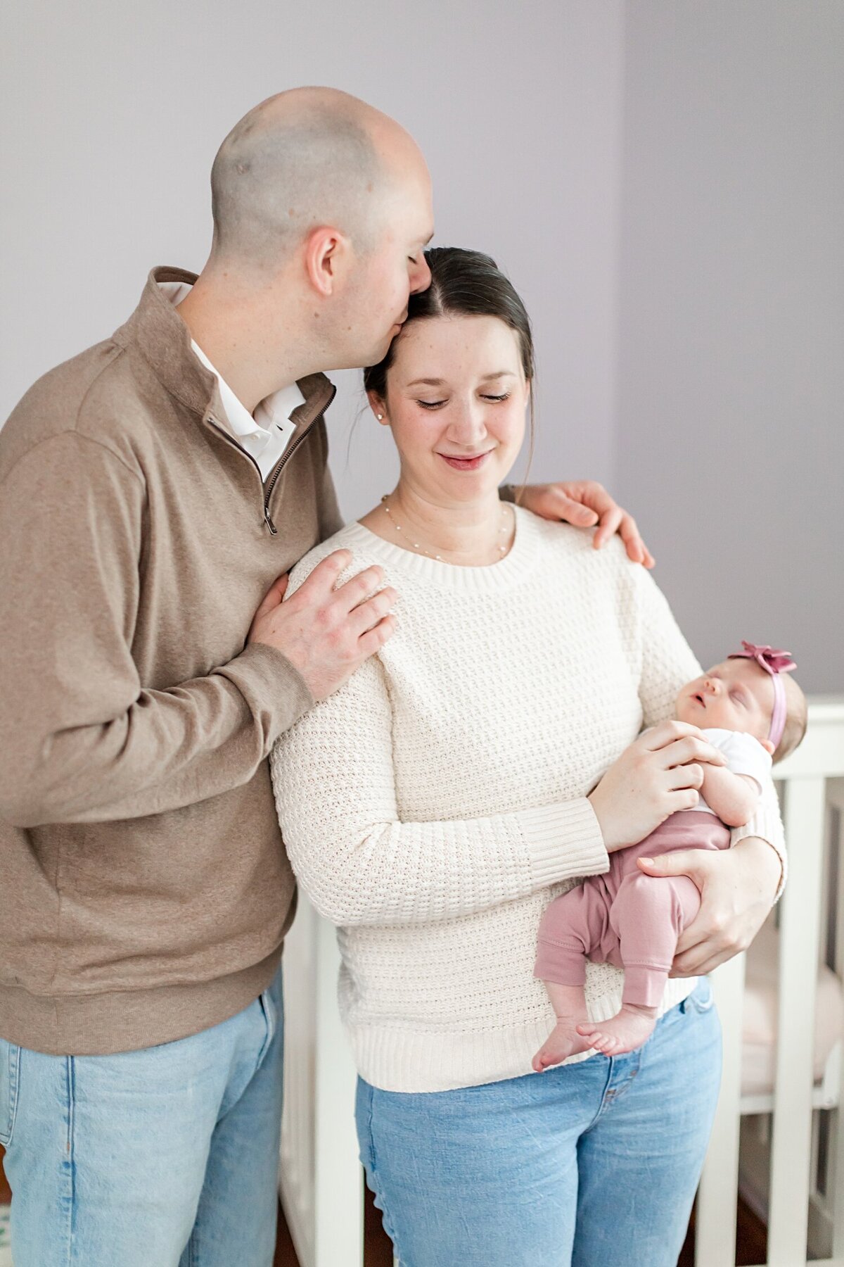 Newborn- Lifestyle-Photographer-WV-Wedding_0031