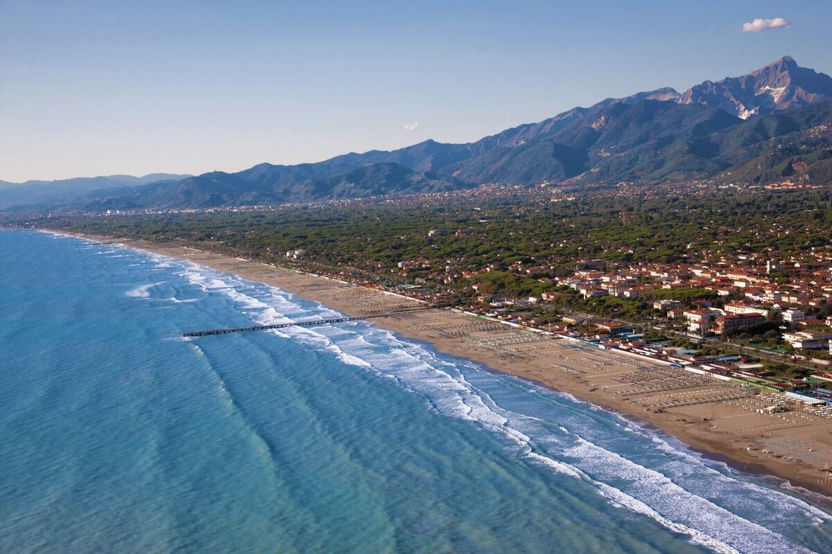 Waterstone - Hotel Byron - Forte dei Marmi - Luxury Boutique Hotel - 8891264_2_versilia_spiaggi_mare_lusso-1600x1067
