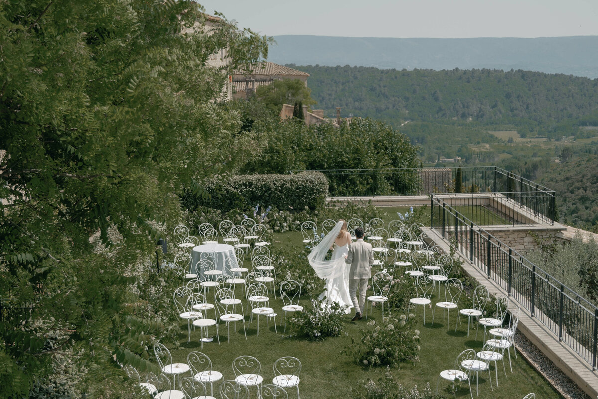 Wedding-Bastide-de-Gordes-Provence-florist18
