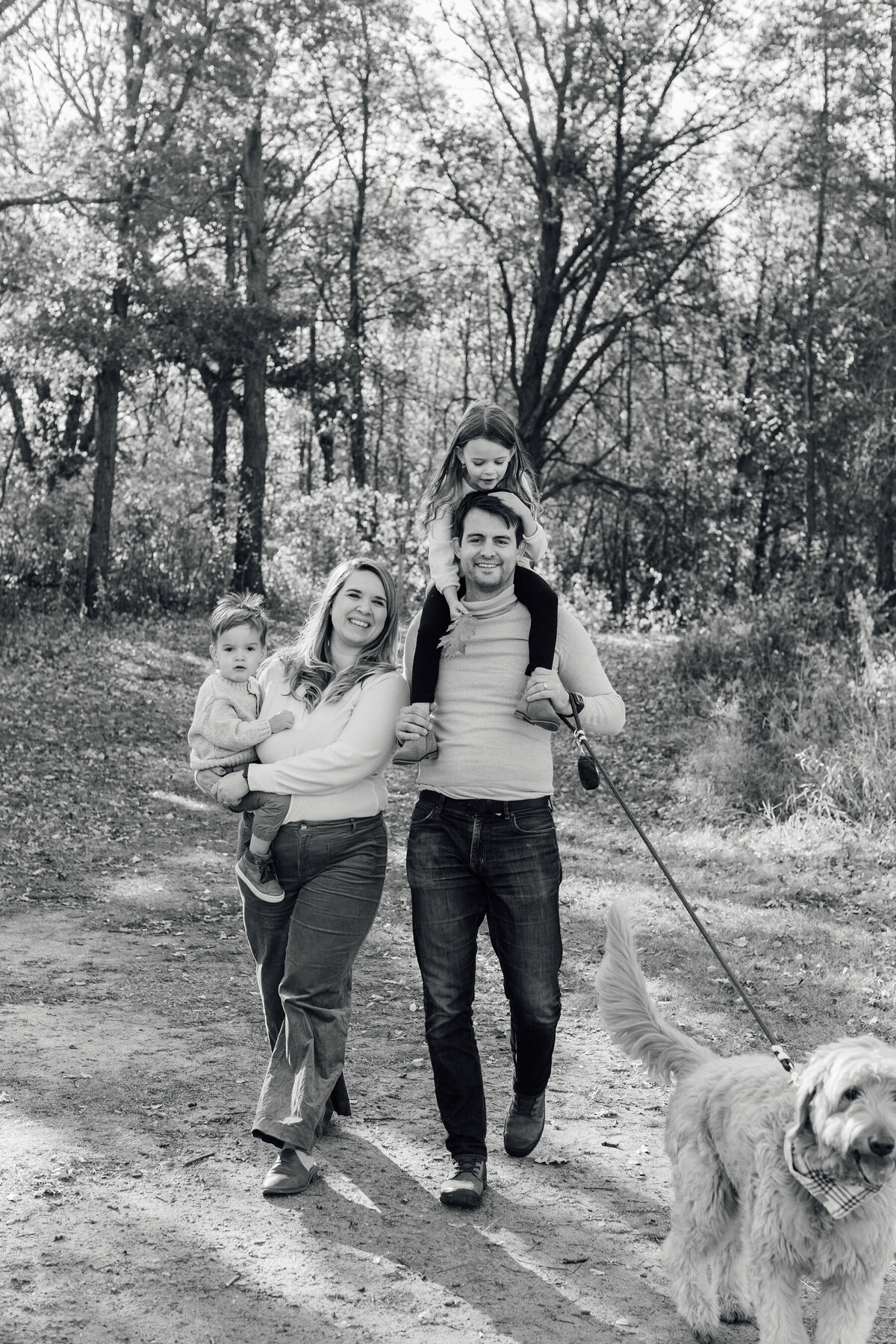 hendrickson-family-b&w-4342