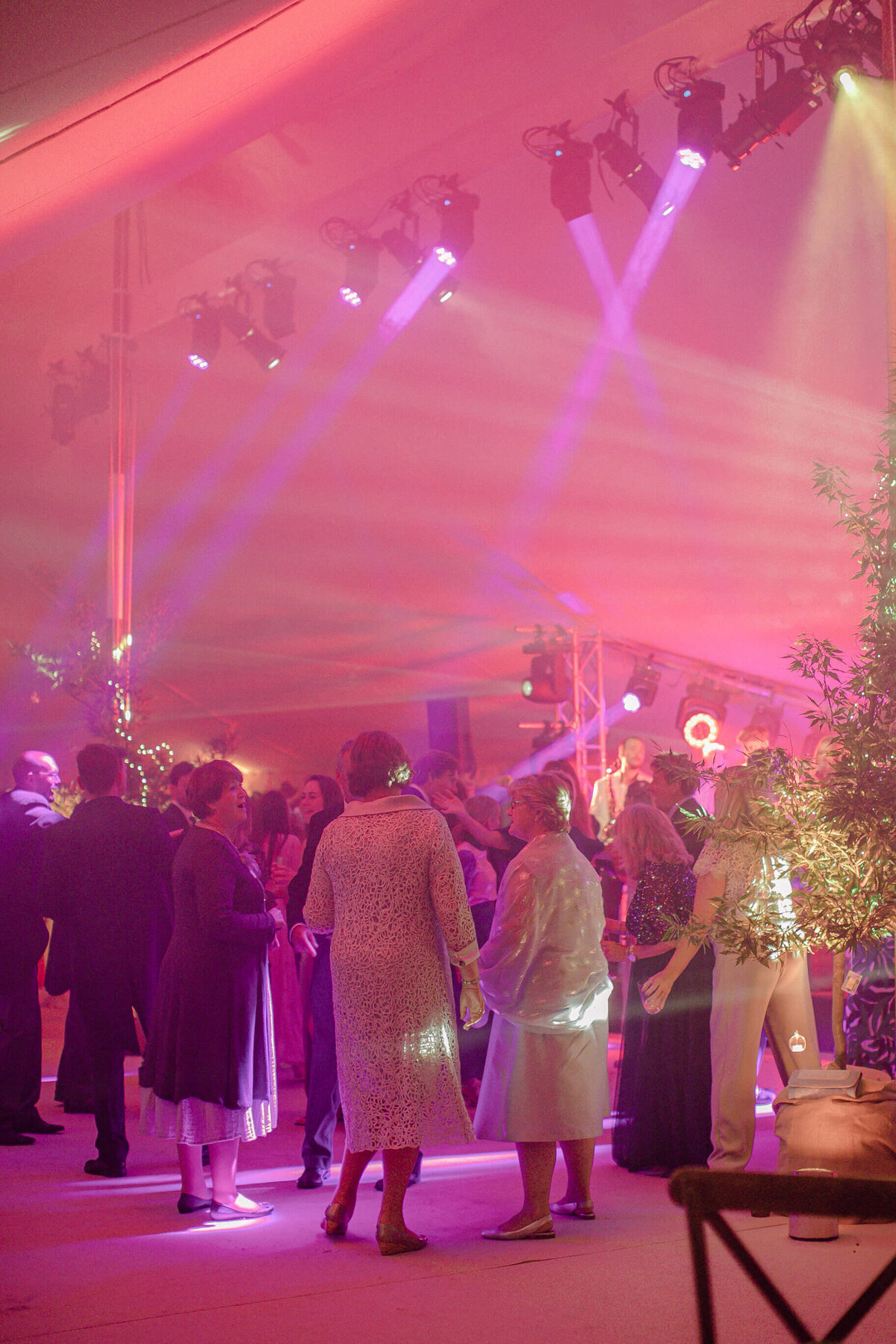 79 wedding-lighting (1)