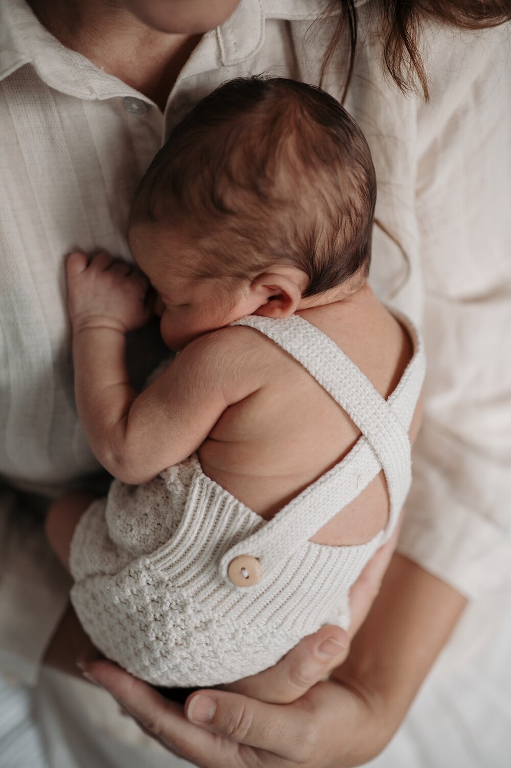 Sydney-newborn-lifestyle-portrait-at-home-photography9