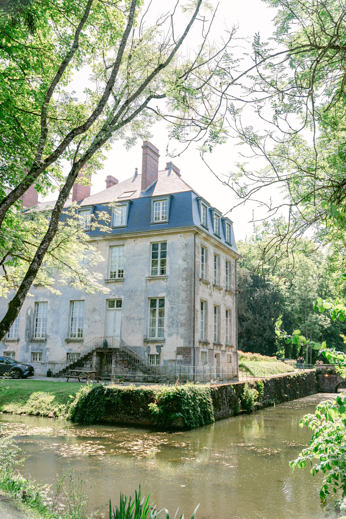 French Castle Wedding - Justine Berges