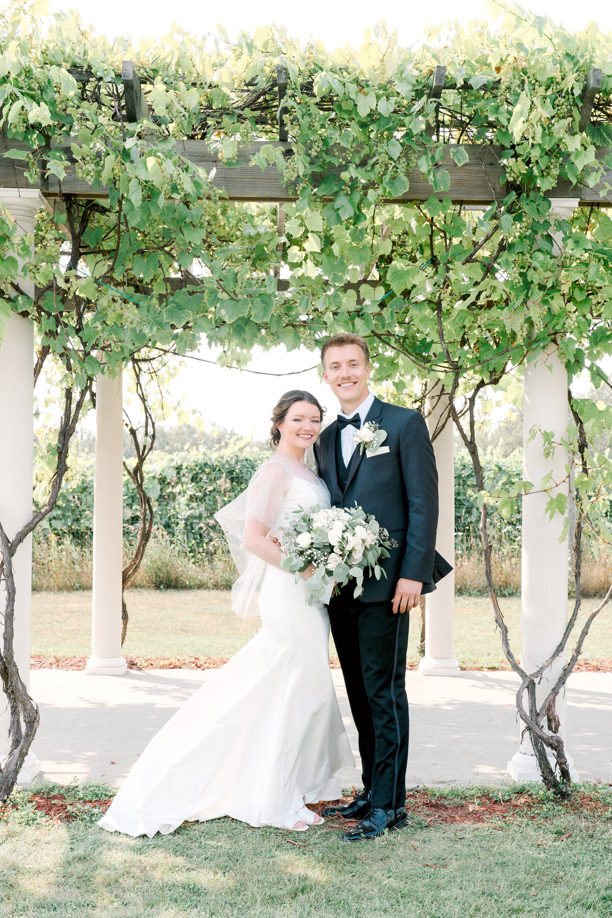 wedding ceremony at northern sun winery in bark river michigan