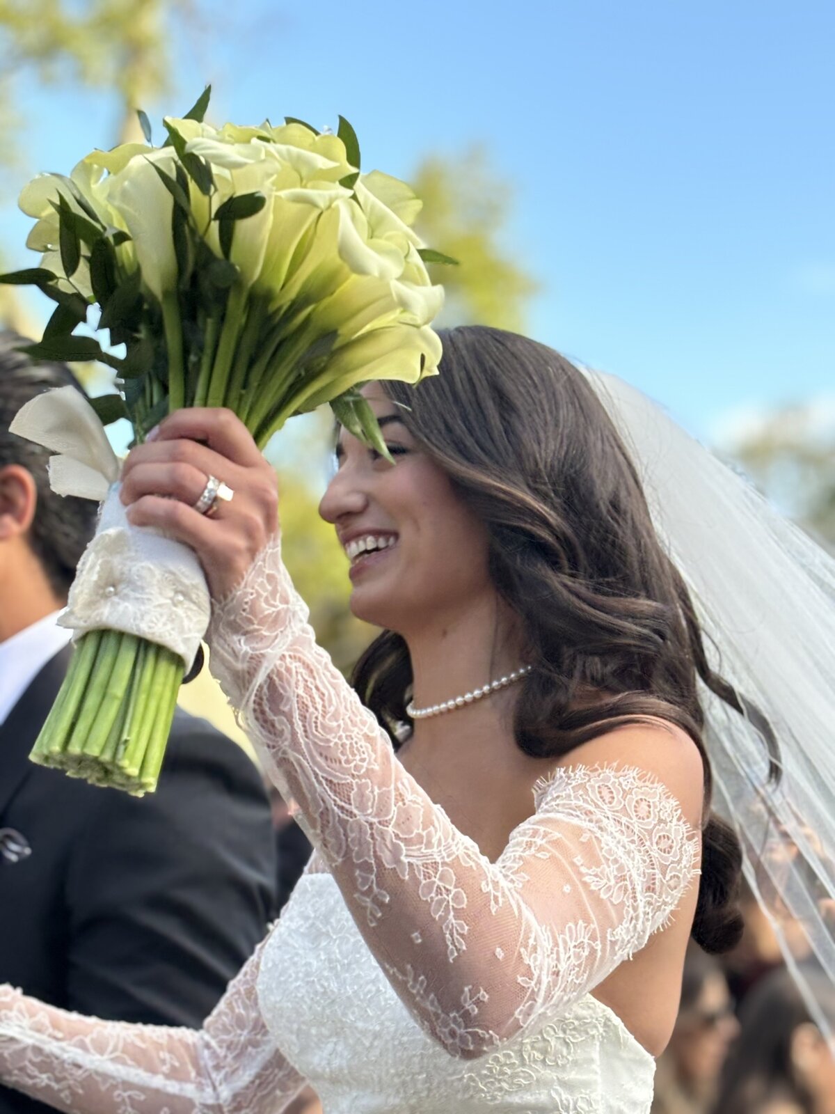 custom-sleeves-simply-white-bridal