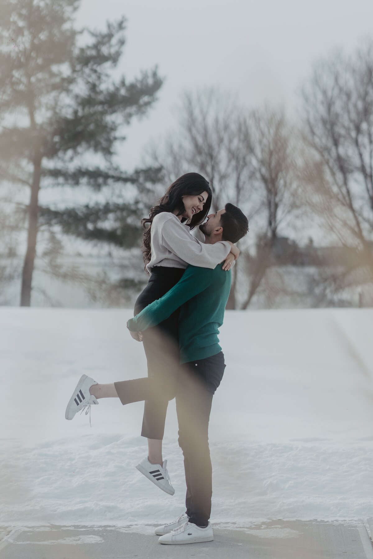 Engagement Photos in Edmonton, Alberta (7)