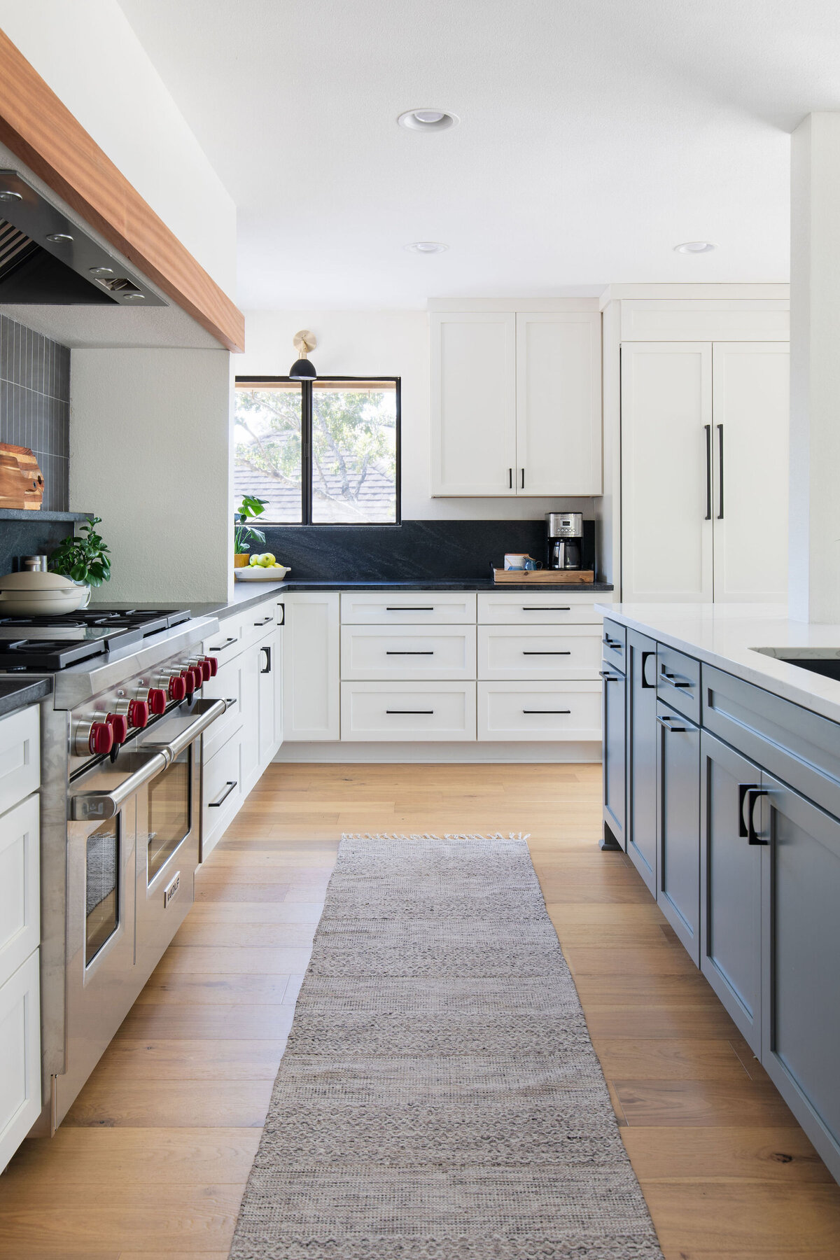Hello Home Modern Transitional Kitchen with Shaker Cabinets 2