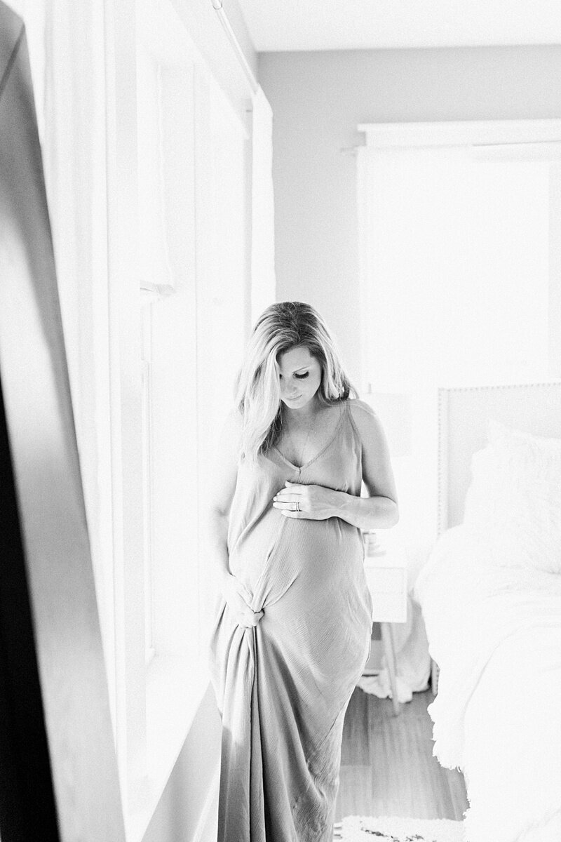 Mount-Pleasant-Maternity-Session-In-Home-Lifestyle_0026