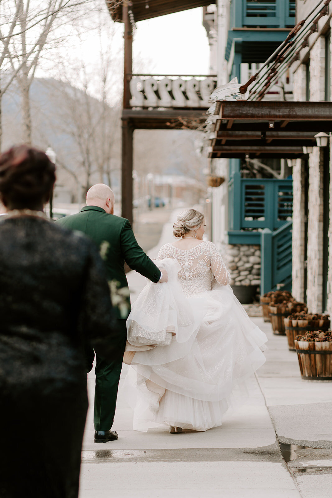 7. Surf-Hotel-Wedding- Bridal Party-2