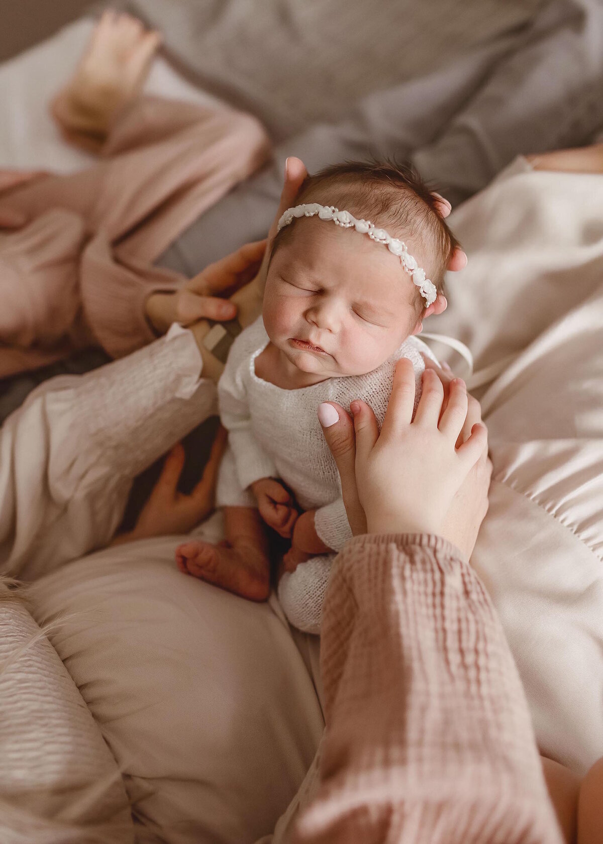 newborn-family-photos-denver-min