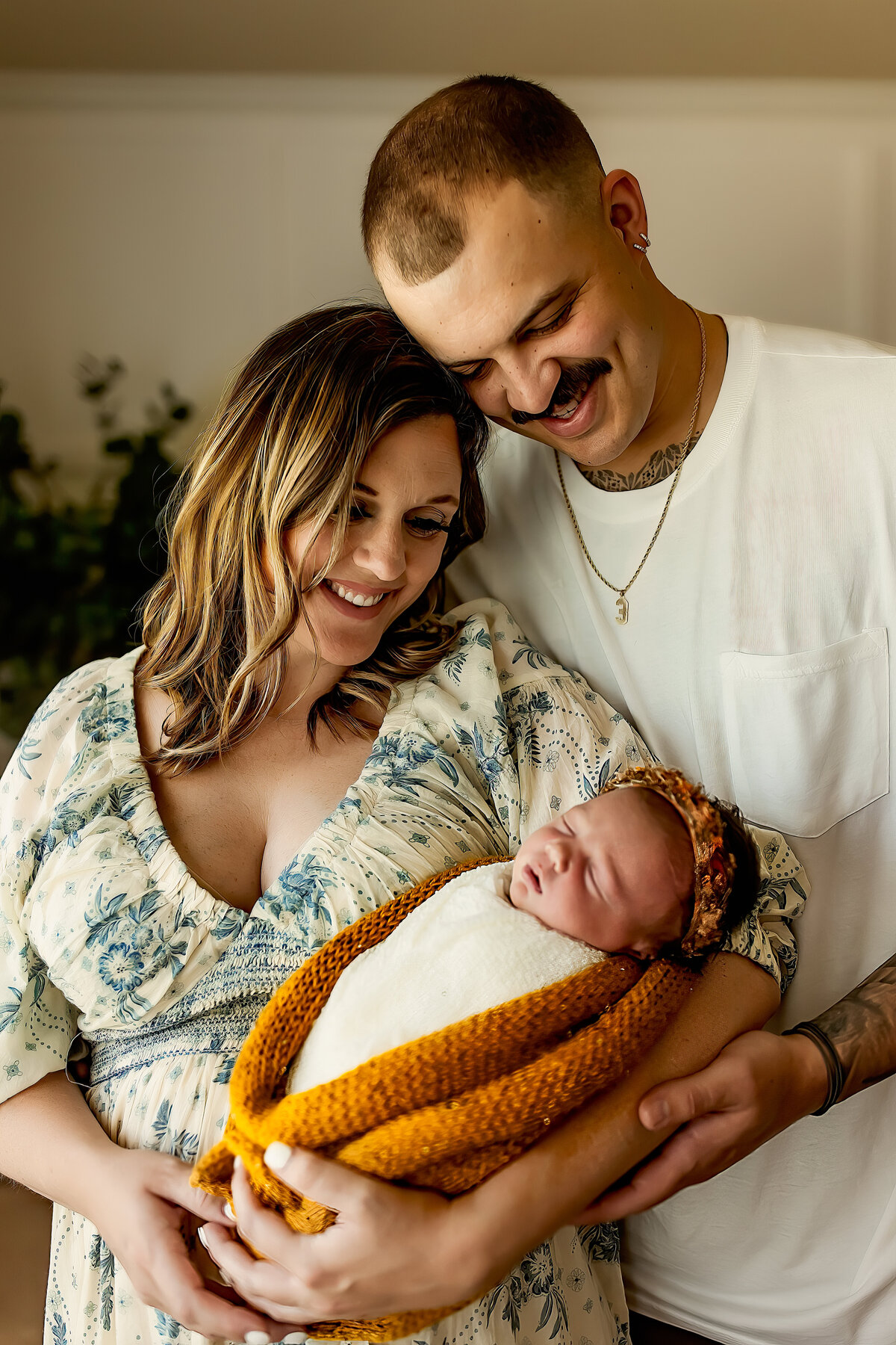 Lifestyle newborn session in home | Burleson, TX Newborn Photographer