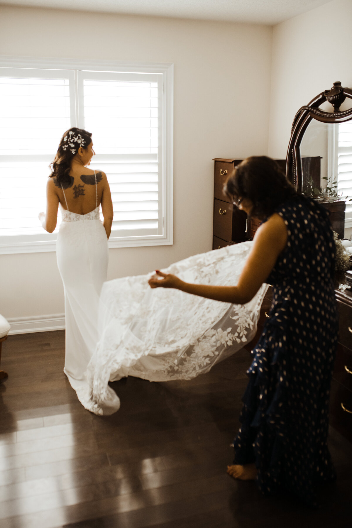 A-markham-home-covid-pandemic-diy-love-is-not-cancelled-wedding-photography-bride-getting-ready-22