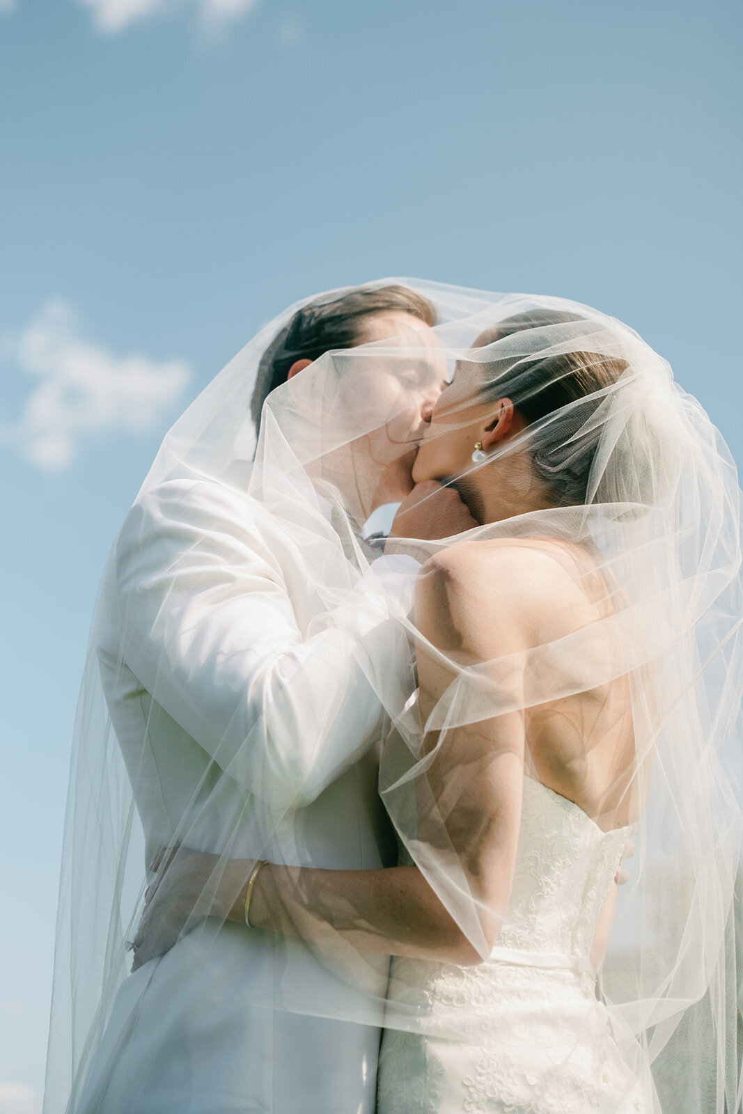Louise & James Wedding Day Sneak Peek | Bedford Golf & Tennis Club | The Reeses-83_websize