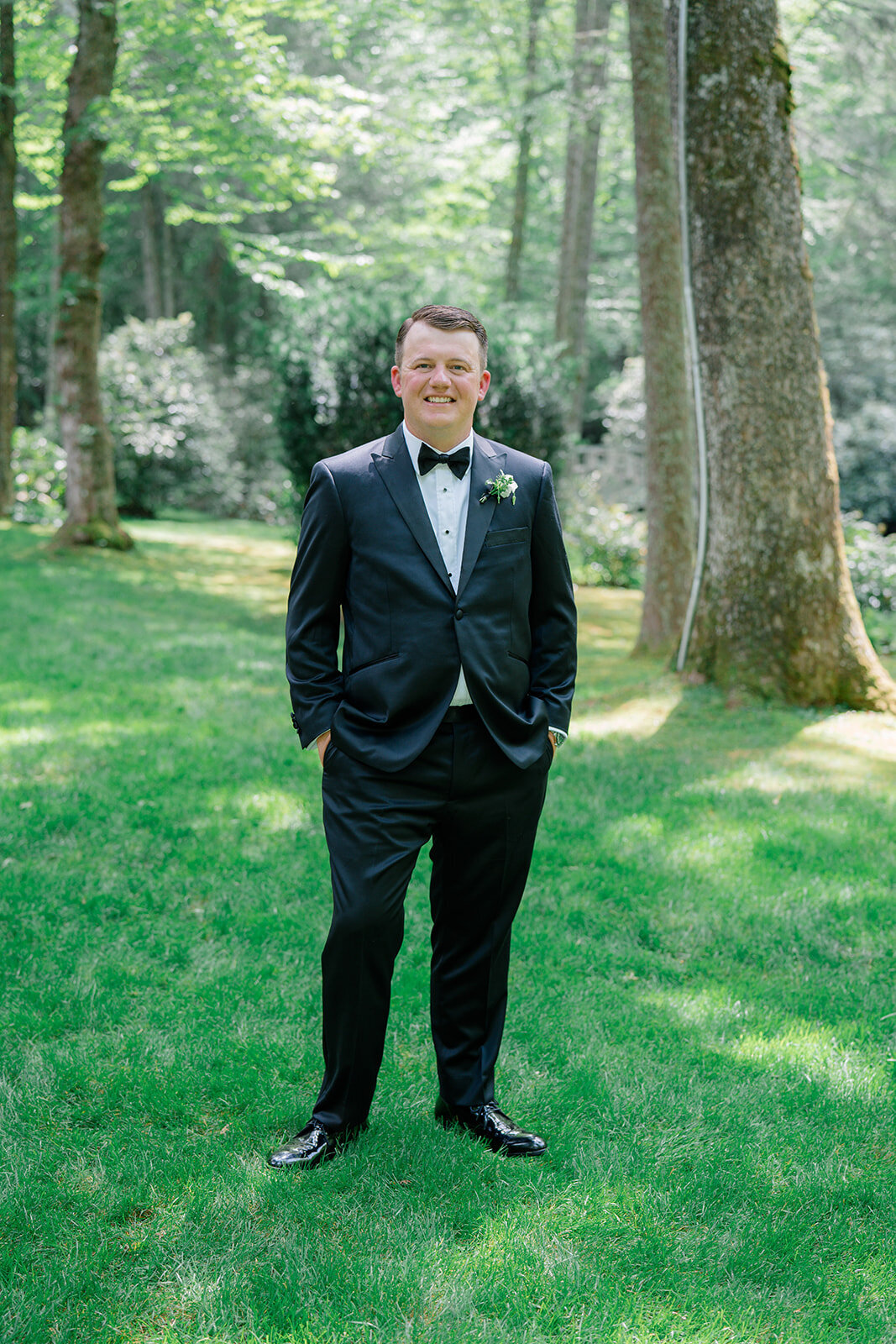 Spring_destination_wedding_the_farm_at_old_edwards_highlands_nc_north_carolina_mountain_wedding_Wedding__Kailee_DiMeglio_Photography-376