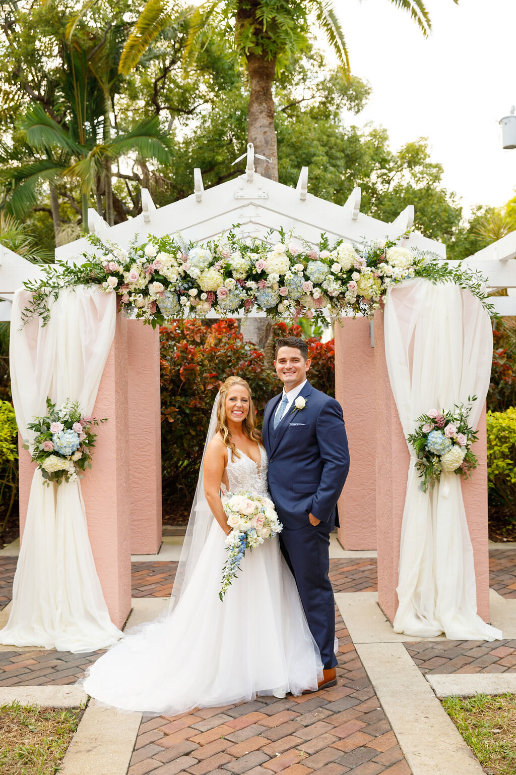 lockwood-photo-the-vinoy-florida-elopement-chantilly-chic-celebrations-4