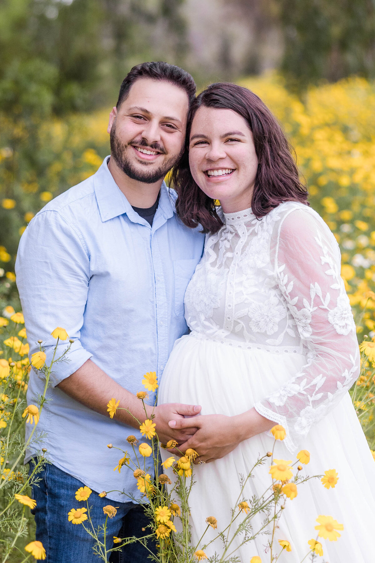 maternity-photography-san-diego-yellow-flowers-field