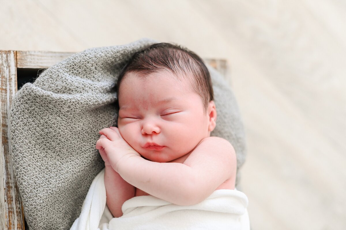 nicholas-newborn-tristate-new-jersey-family-newborn-maternity-photographer_0749