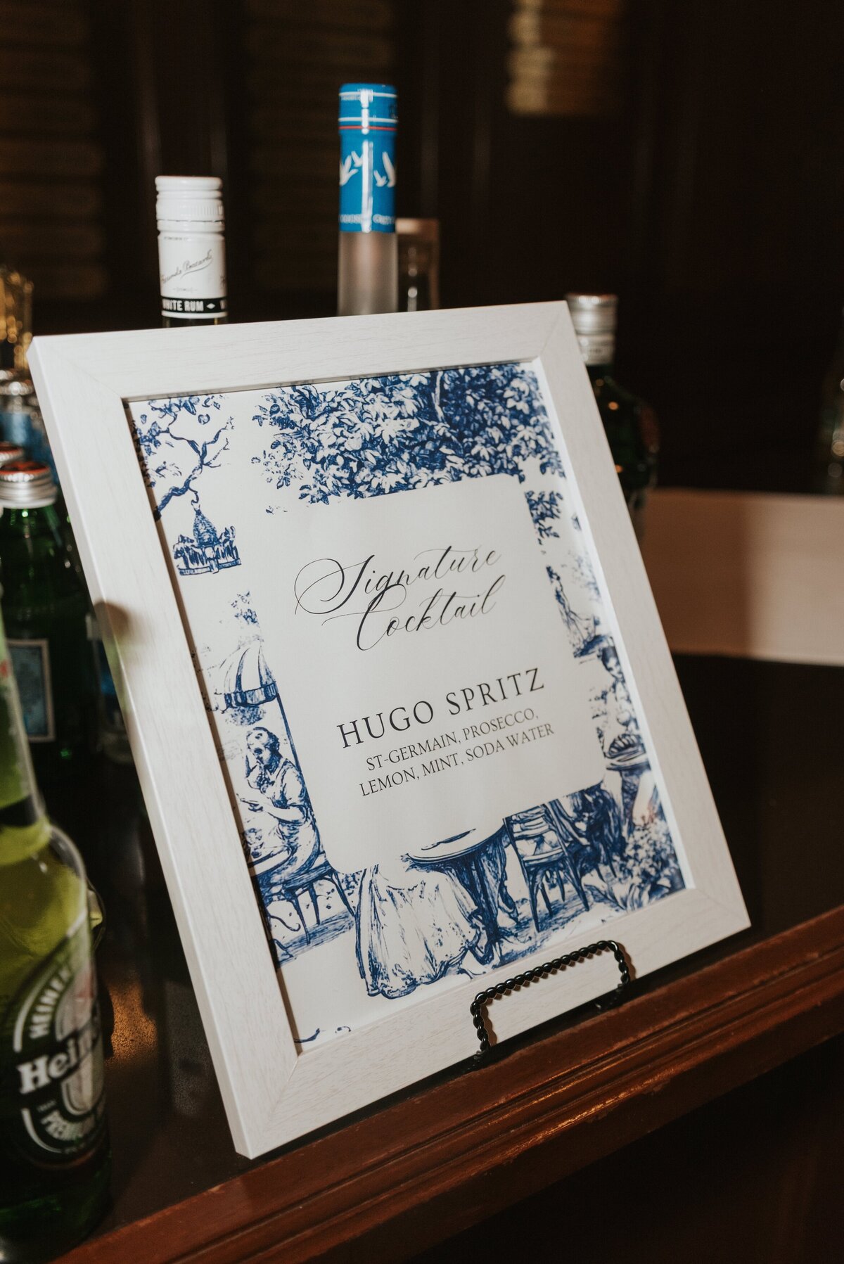 Faye-Fern-Creative-MariaBLung-Meg-Brandon-New-York-Athletic-Club-St-Patricks-Cathedral-Wedding-Cocktail-Hour-Details-16