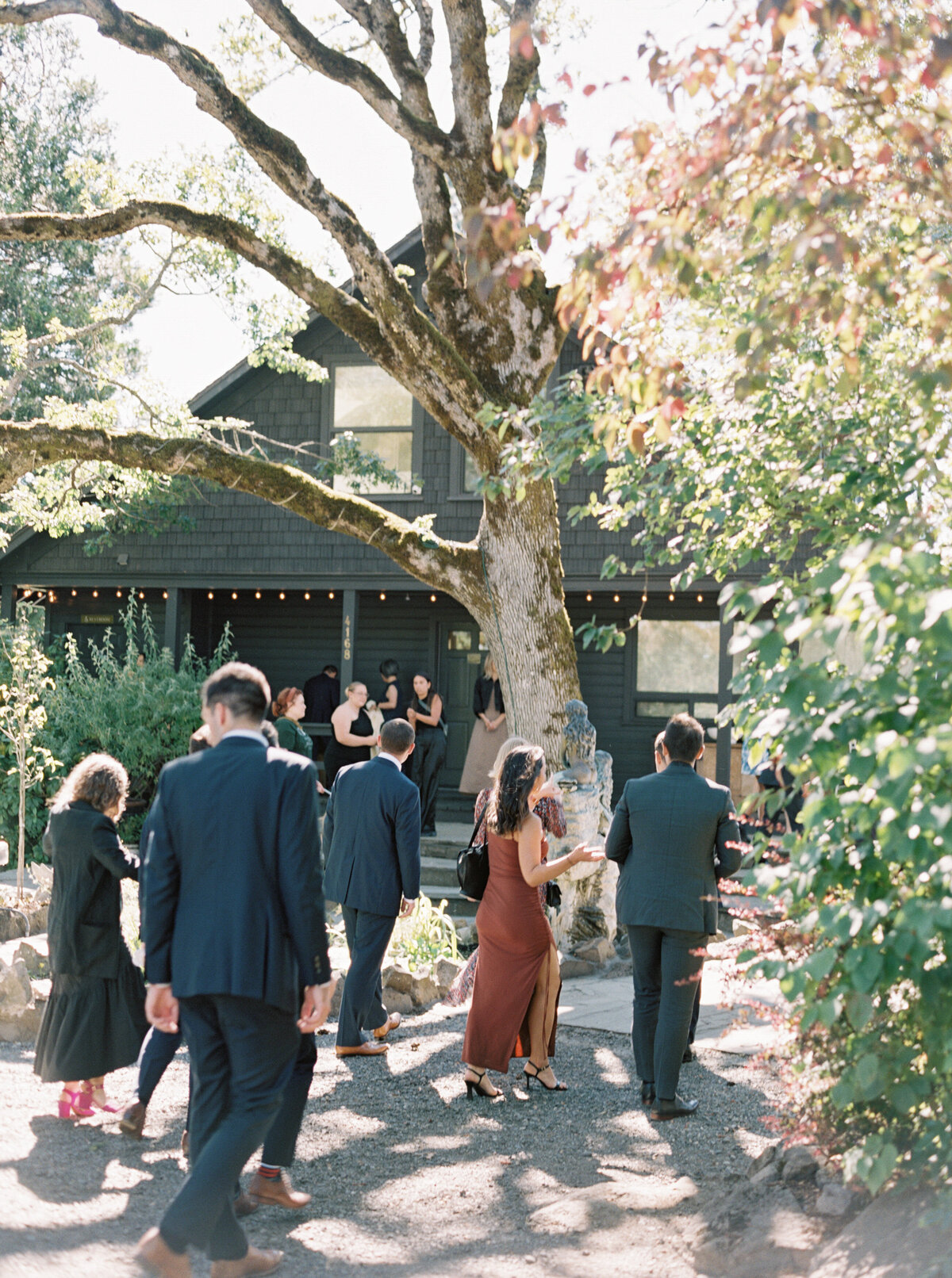griffin-house-wedding-in-hood-river-oregon-by-the-tenneys-photographers-24