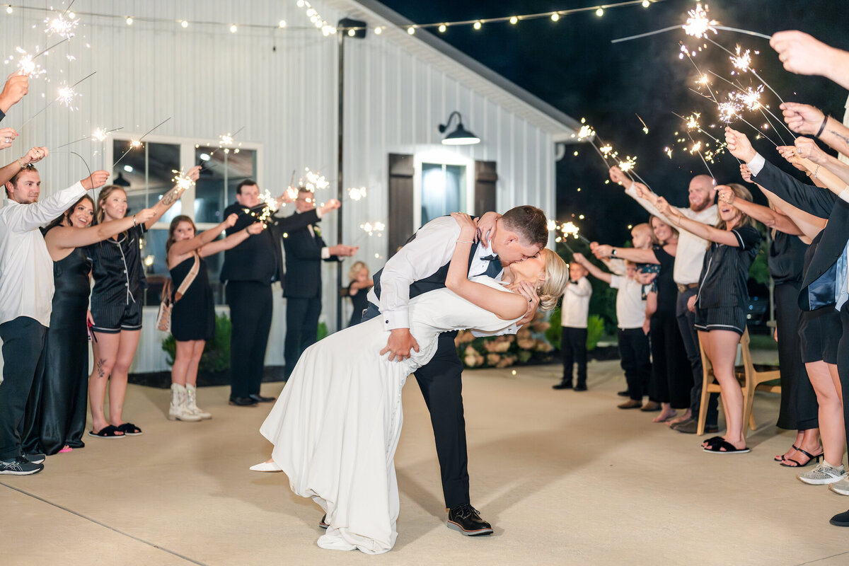 barn-at-white-oaks-wedding-murray-kentucky-143