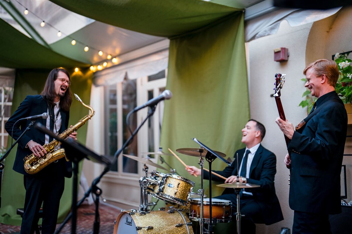 G032-Cocktail-Hour-The-Alexandrian-Old-Town-Alexandria-VA-Events-by-Khatera-Wedding-Photography-by-Bee-Two-Sweet_websize