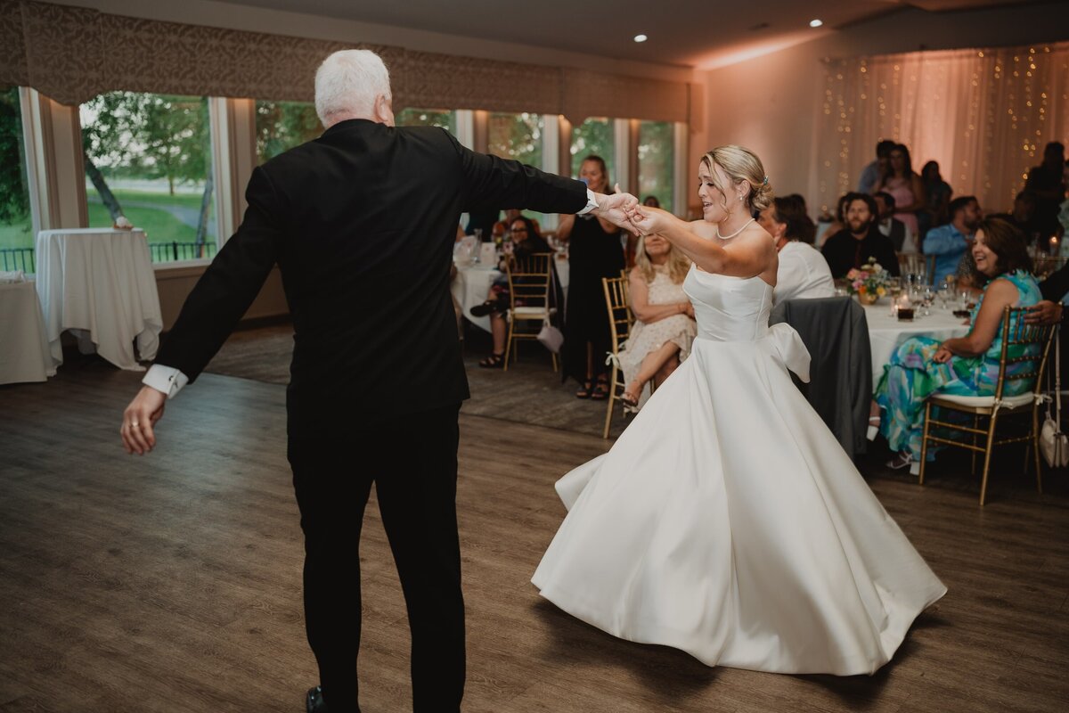 candid-father-and-bride
