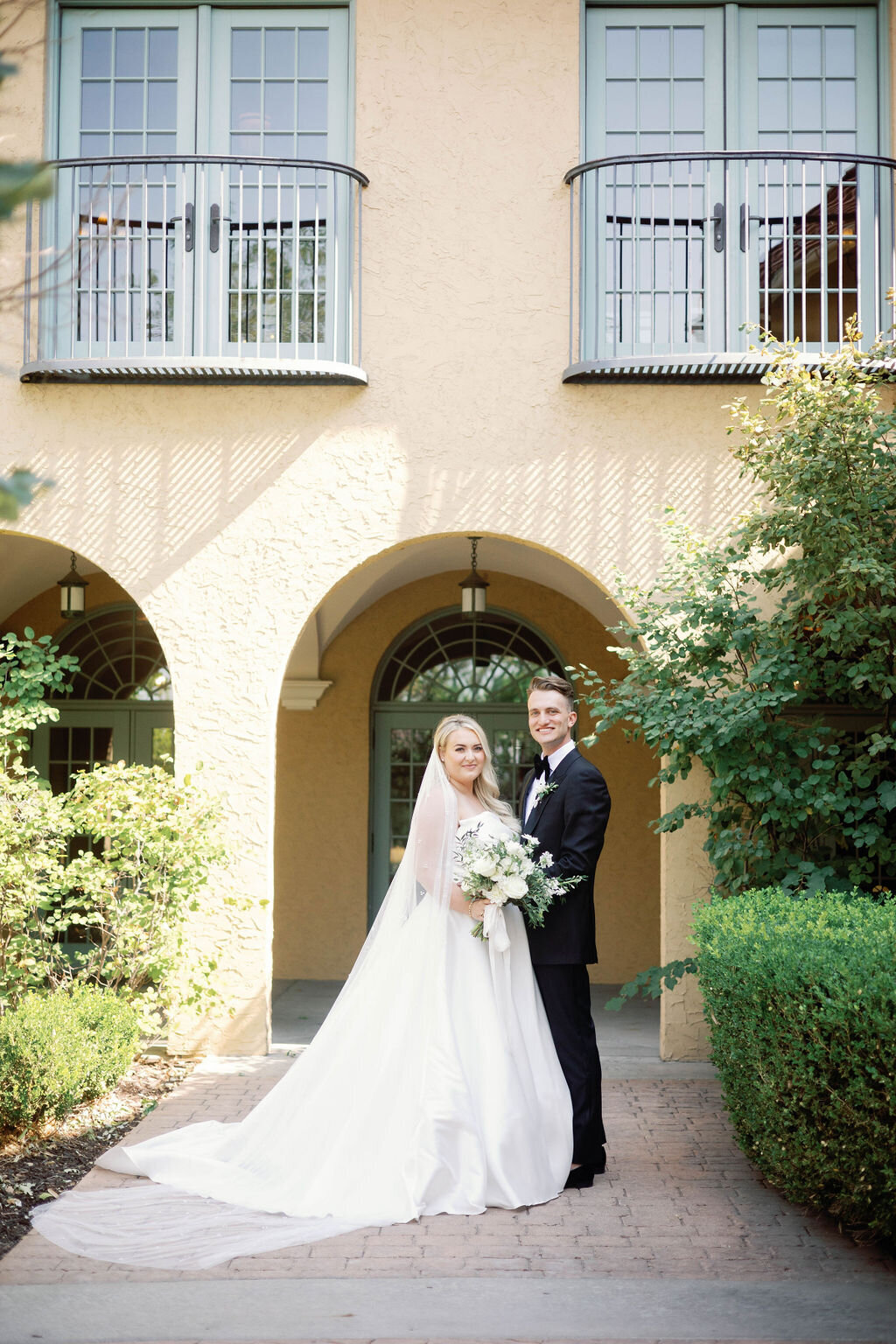 Madison-Anthony-Wedding-9.10.22-GabriellaSantosPhotography-Mr.Mrs.-82