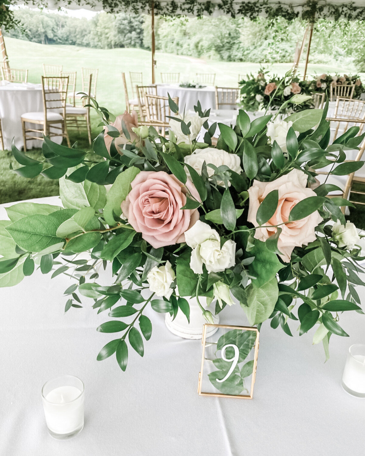 Lansing michigan wedding planner floral designer florist centerpiece