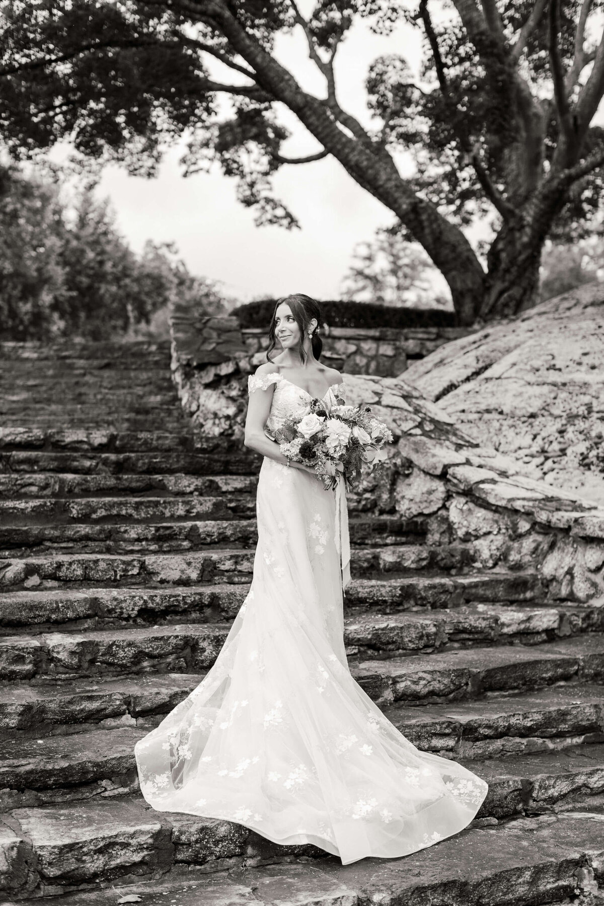 Monteverde_at_Oldstone_Wedding_027