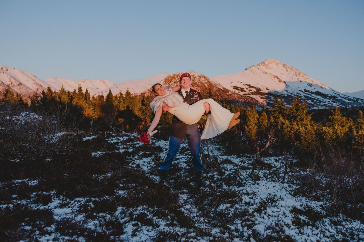 military couple elopes at glen alps, anchorage, alaska