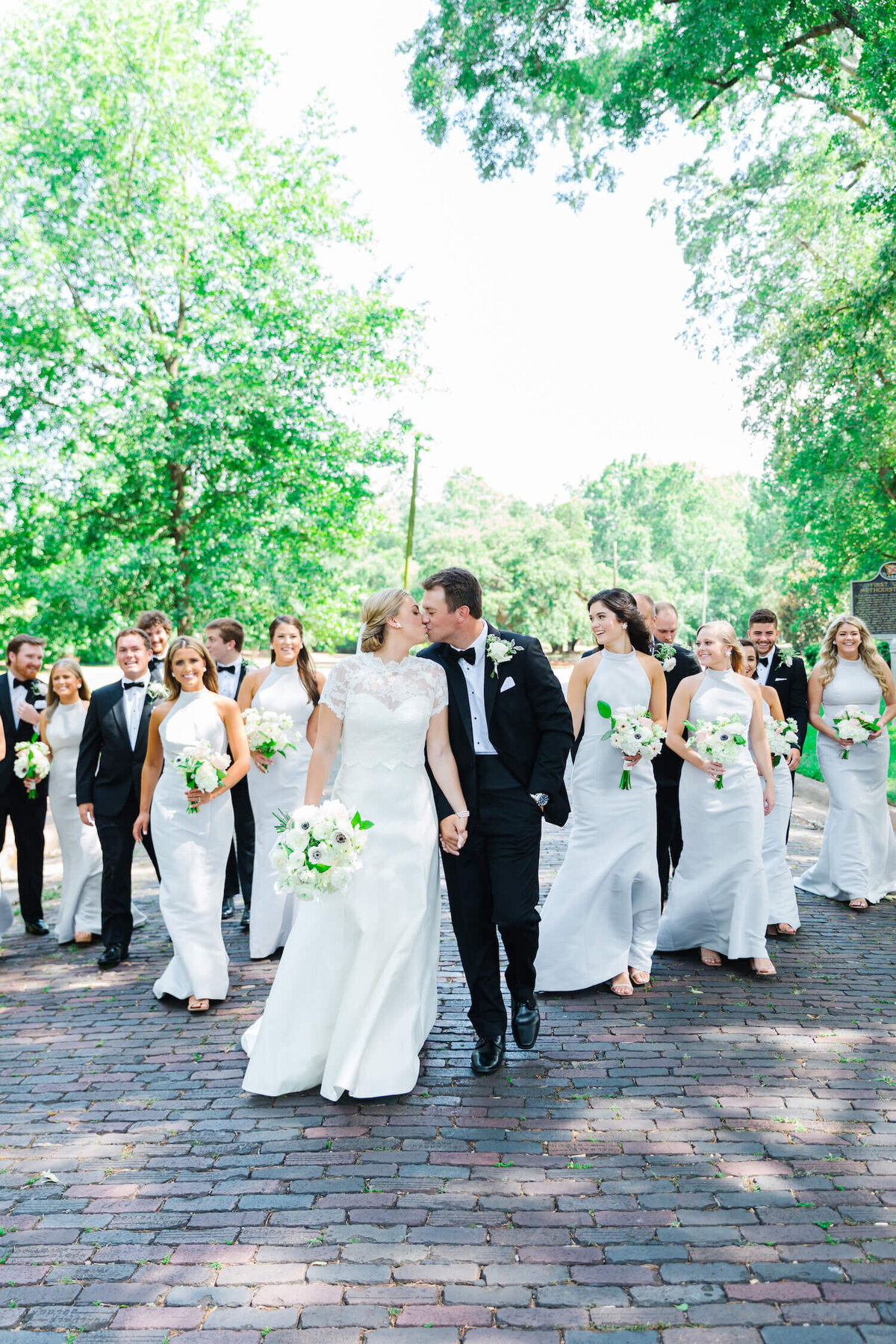 bridal-party-walking