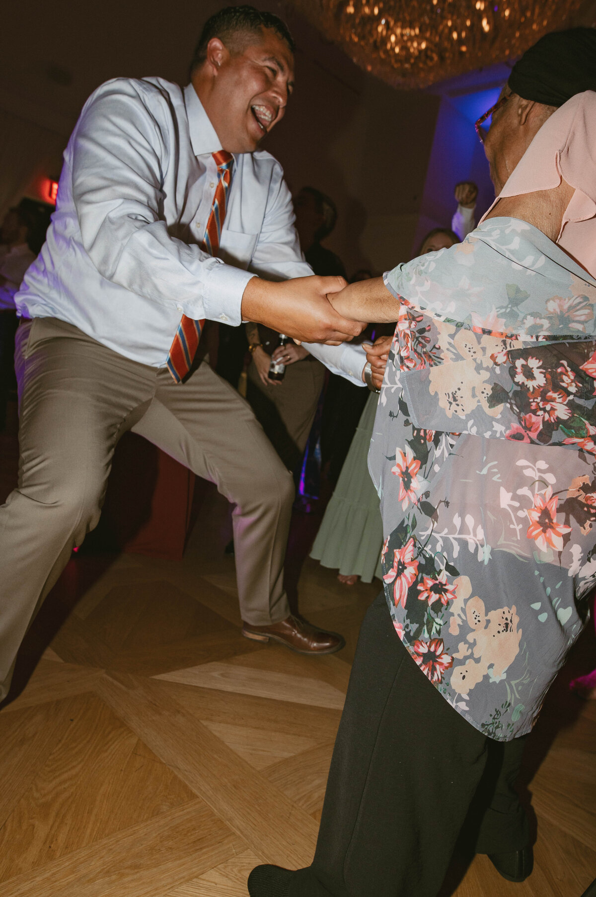 Wedding_Cincinnati_Ohio_Taft Musuem_May2024_Claire_Keathley_Photography-813