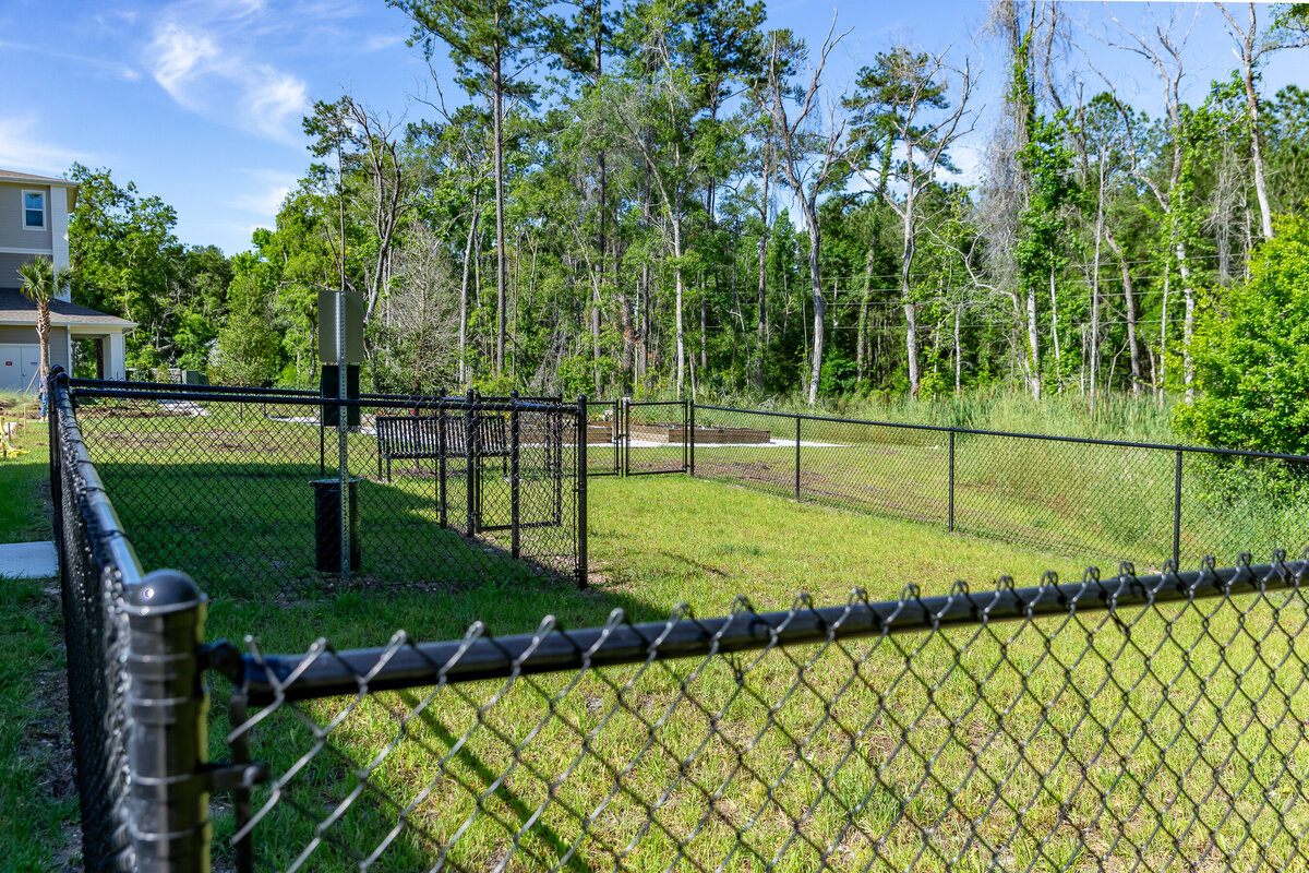 042324ROCHESTERPARK-25